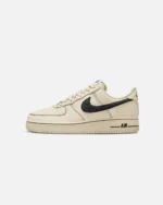 NIKE AIR FORCE OFF WHITE / BEIGE